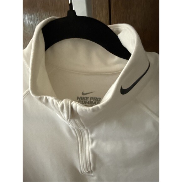 NIKE PRO COMBAT 1/4 Zip Fleece Women XL Dri Fit Sweater Thumbhole Training Gear - Picture 4 of 5